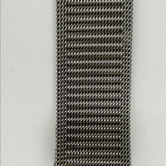Timex Sliver with Metal Wristband. Indiglo Face - Picture 5 of 6